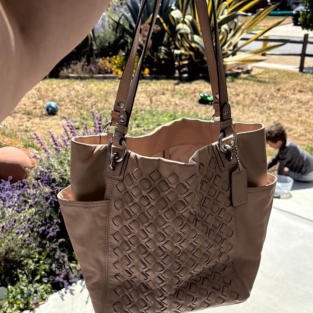 Coach blush Tote Bag